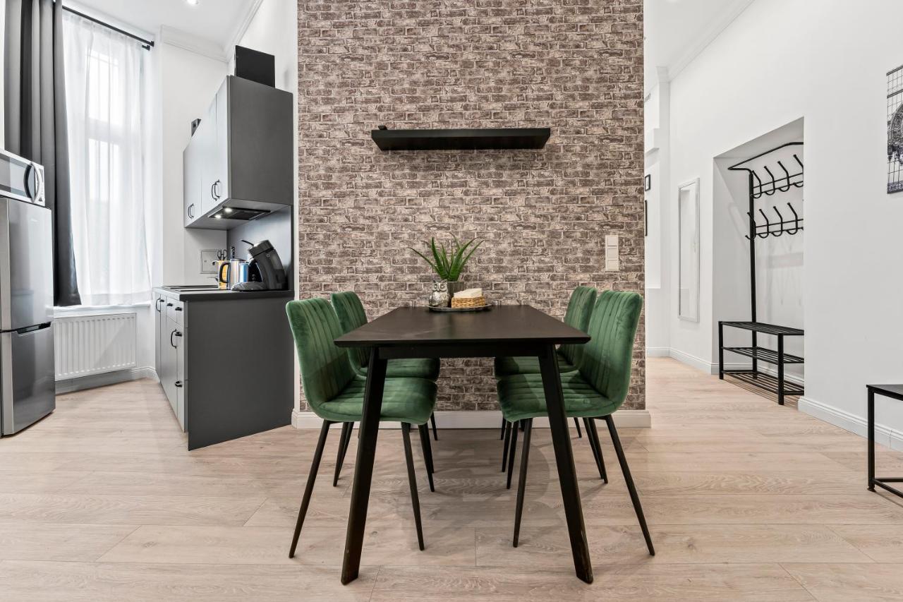 The Mierendorf Hinterhaus, 2 Bed Rooms Up To 4 People Berlin Exterior foto