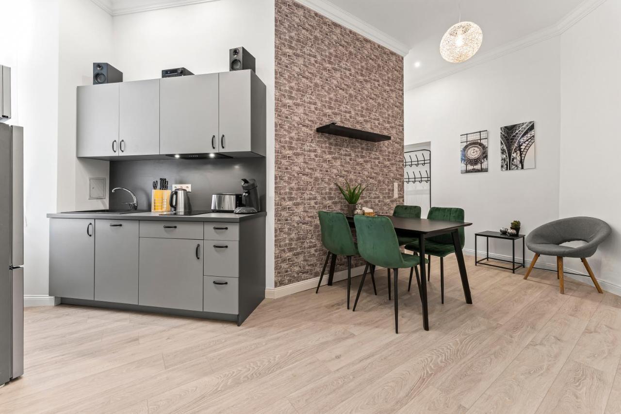 The Mierendorf Hinterhaus, 2 Bed Rooms Up To 4 People Berlin Exterior foto