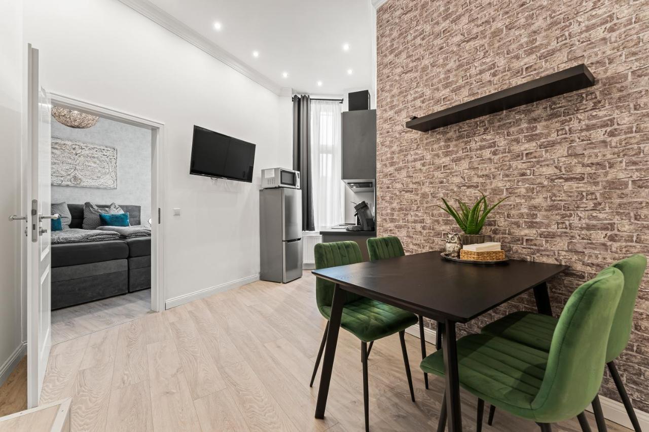 The Mierendorf Hinterhaus, 2 Bed Rooms Up To 4 People Berlin Exterior foto